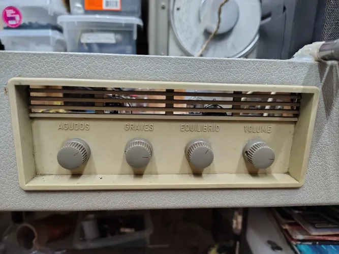 Amplificador valvulado Philips ng1130