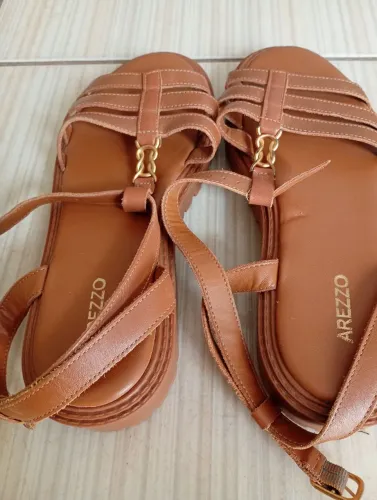 Sandália Arezzo 