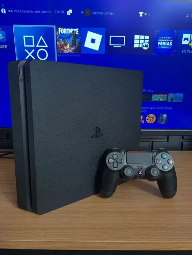 Playstation 4 Slim