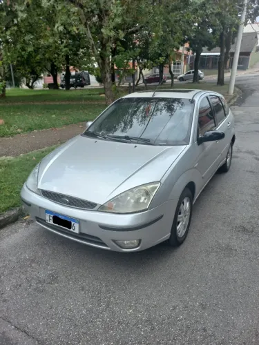 Ford Focus Ghia 2.0 16v/ 2.0 16V Flex 5P AUT 2005