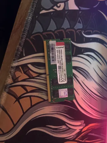 Memória RAM Kingston 16GB DDR4 3200MHz SO-DIMM Notebook - KVR32S22S8/16