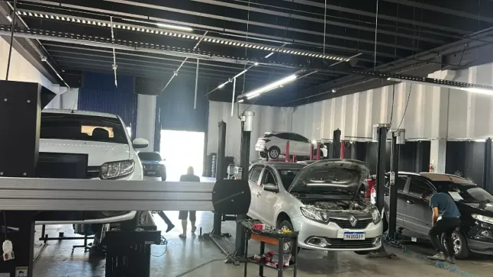 Vendo Auto Center - Tudo Novo Com 100k de desconto