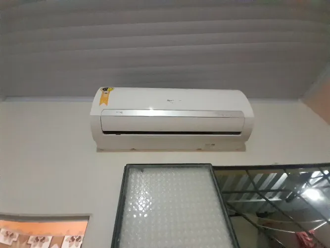 Ar condicionado Spring Midea