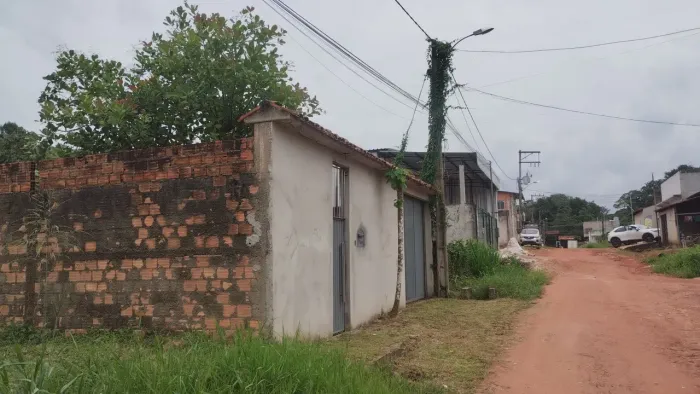 TERRENO MURADO , COM POÇO ARTESIANO . Benevides. Residencial belo jardim 1 