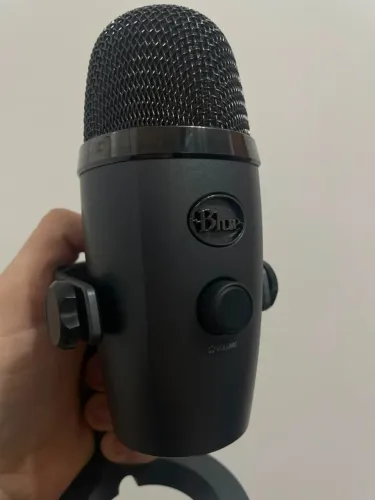 Microfone Condensador USB Blue Yeti Nano Shadow Grey Seminovo