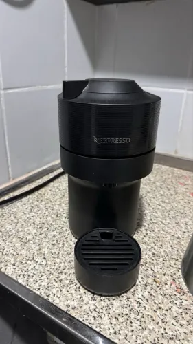 Cafeteira nesspresso novinha