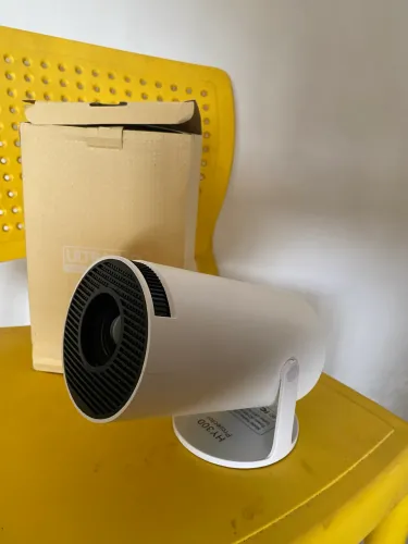 Mini projetor hy300 novo