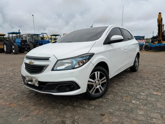 Chevrolet Onix Hatch LT 1.4 8V Flex Power Mec. 4P 2014