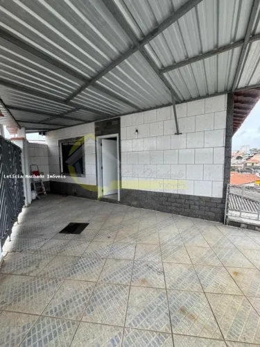 Casa para Venda em Mogi das Cruzes, Vila Natal, 2 dormitórios, 1 suíte, 3 banheiros, 1 vag