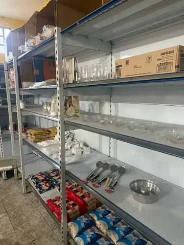 Vendo Prateleiras de supermercado