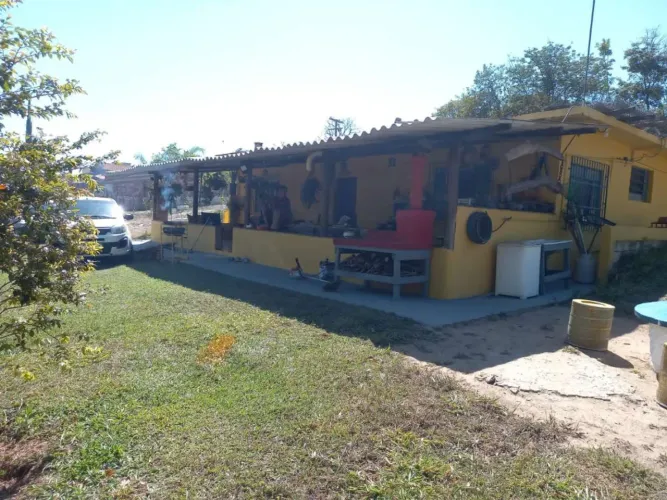 Sítio para Venda em Nova Serrana, Amaral, 3 dormitórios, 2 banheiros