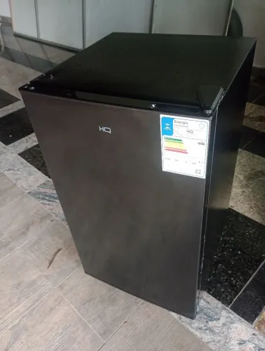 Vendo frigobar muito novo