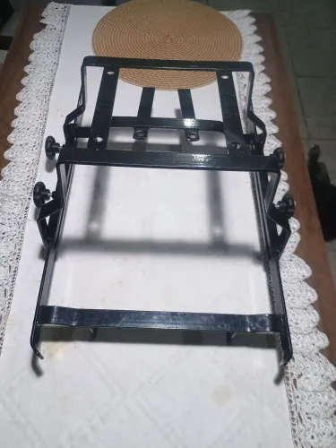 Suporte móvel pra baú na Bros até 2024