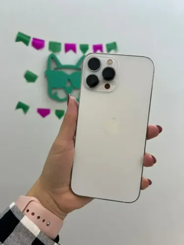 iPhone 13 Pro Max 128GB Prateado Seminovo 77% - SOMENTE VENDA - retire em loja fisica