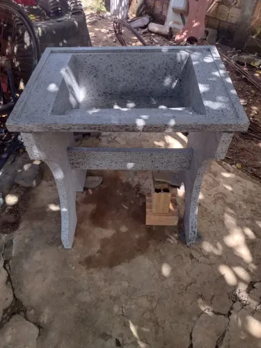 Fábrica de pias, tanques, bancadas e cubas de concreto, com retirada em Luziânia Goiás.