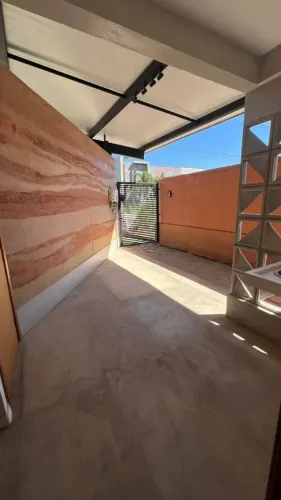 Casa de Condomínio Verana Para Vender com 3 quartos 3 suítes.