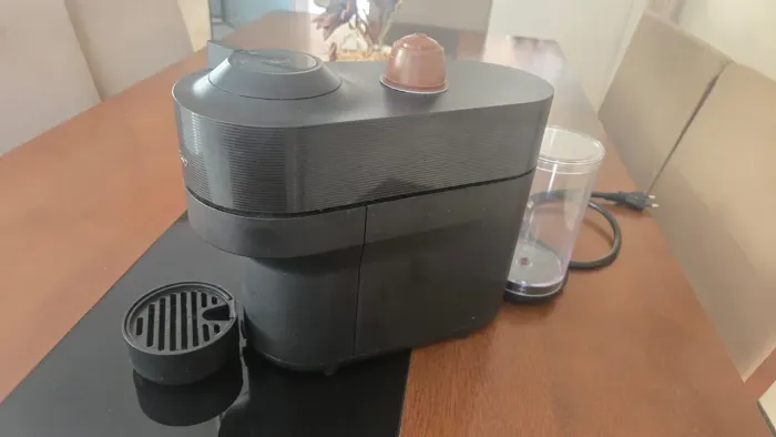 Cafeteira NESPRESSO