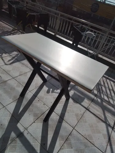 Mesa comercial