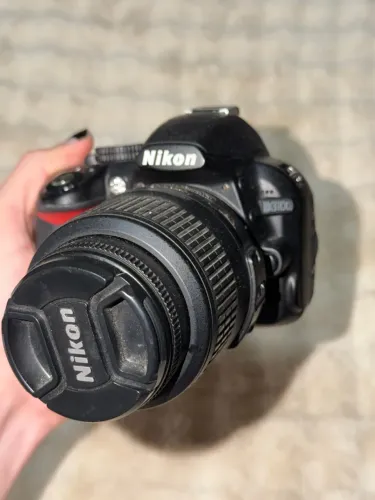 Nikon D3100