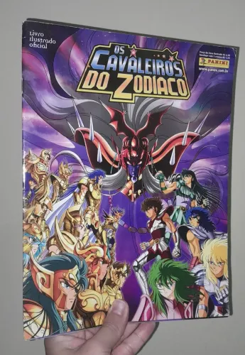 Álbum de Figurinhas Os Cavaleiros do Zodíaco Completo Panini