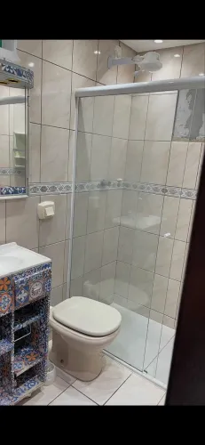 Alugo casa 
