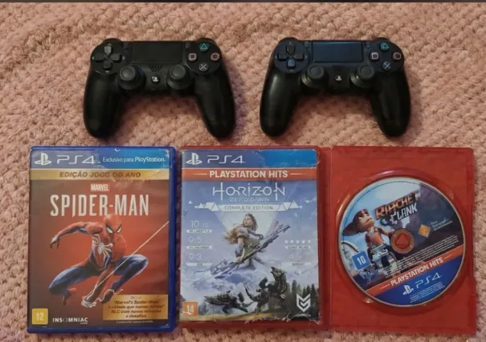 Vendo kit completo e excelente para PlayStation 4,