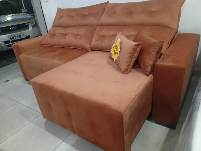 Sofá retratil e reclinável