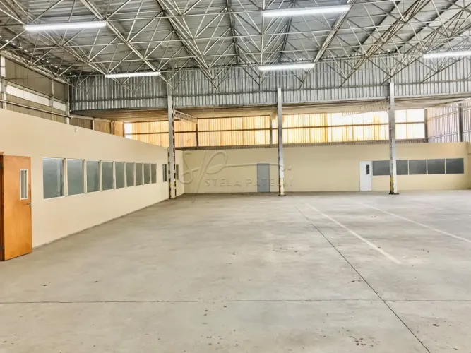 Galpão de 943m² com 02 escritórios para a locação - Parque Industrial Coronel Quito Junque