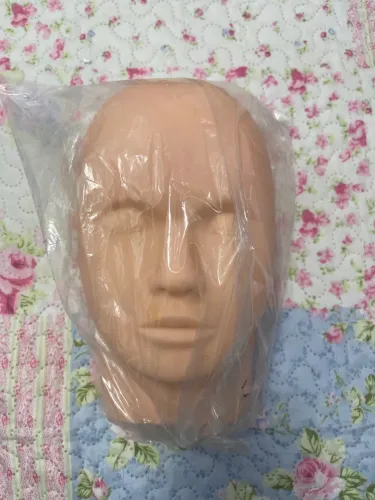 Cabeça de boneco para aula Prática