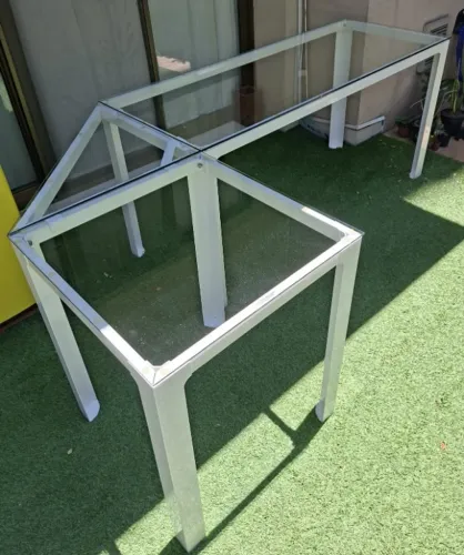 Mesa em L de aço com tampo de vidro Tok Stok