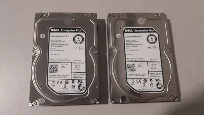2 Unidades Hd dell 4tb Sas 7.2k 3.5 St4000nm0023 para uso em Servidores Dell  e storage