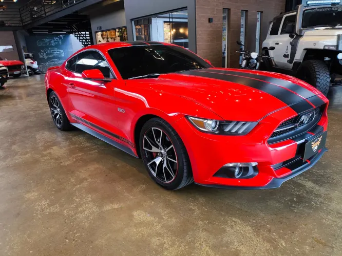 Ford Mustang GT V8 2015