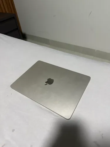 mac book air m4 2025