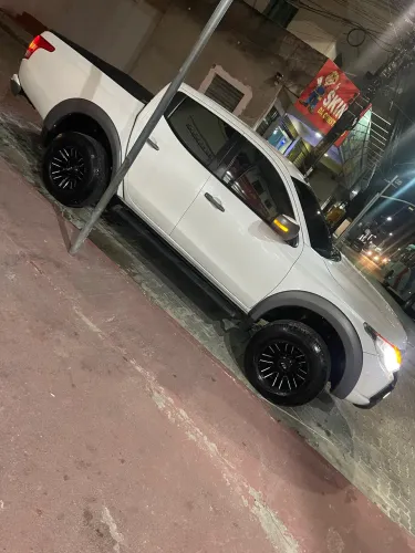 Mitsubishi L200 Triton Sport HPE 2.4 CD Diesel Aut. 2018