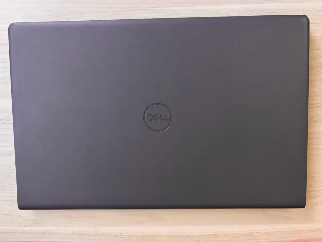 Notebook Dell Vostro 3520