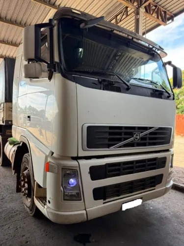 Volvo FH 400 (Sem Arla) + Carreta Randon Graneleira | Motor Feito em 2025!