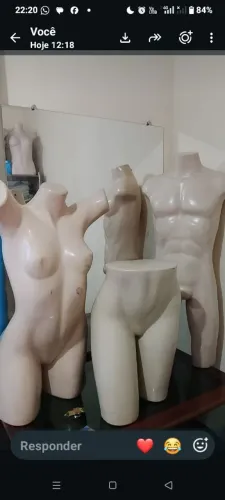 Maniquins