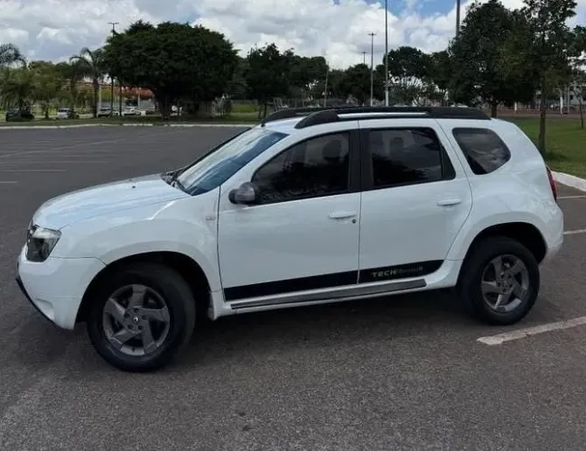 Renault Duster Techroad 2.0 Hi-flex 16V Aut. 2015