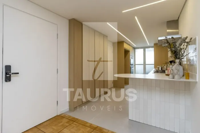 Apartamento para comprar com 3 suites, 1 vaga, 142m², no Jardins, São Paulo-SP.