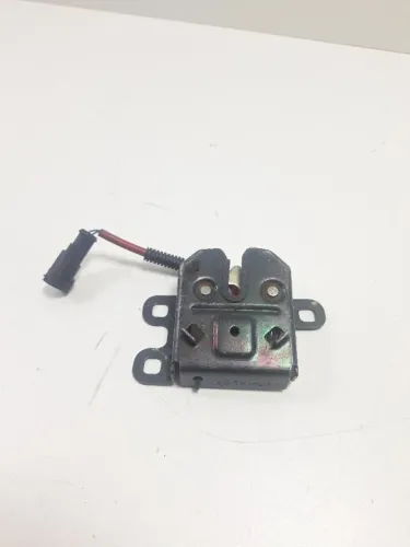 Fechadura Capô Fiat Pulse Argo Cronos Strada
