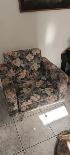 Poltrona muito conservada 