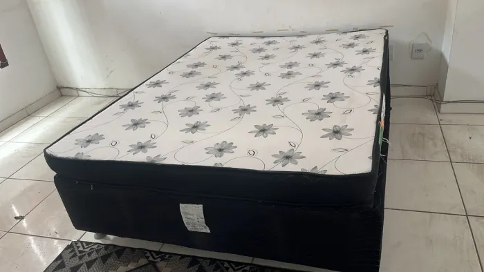 Cama box casal com colchão