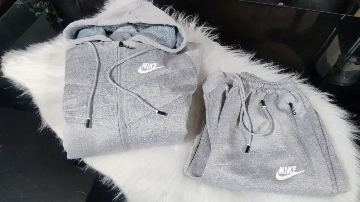 Conjunto neoprene importado forrado pelúciado M novo cinza