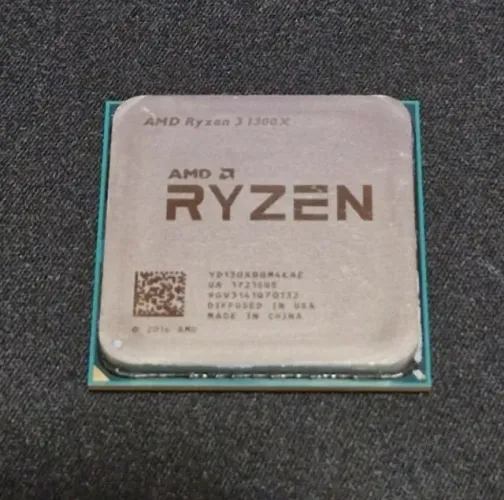 AMD Ryzen 3 + Cooler