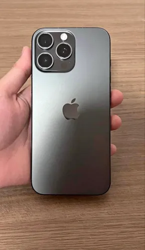 Vende-se IPhone 16 pro max