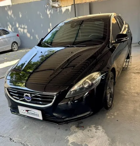 Volvo V40 T-4 Momentum 2.0 Aut. 2016