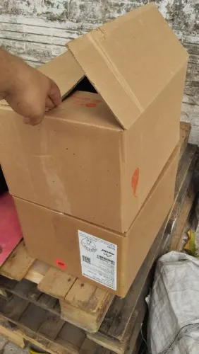 Vendo caixa para camarão