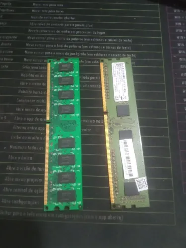 KIT 2 MEMORIAS RAM 4GB, JUNTANDO AS DUAS DA 8GB