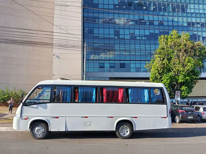 Micro-Ônibus 32 Lugares - Motor MWM X10 Bomba Injetora Marcopolo Volare A8
