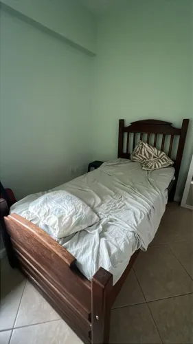 Cama + colchão 